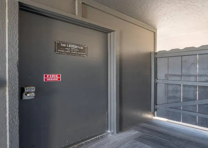 Holiday home Mid-century 3br Near Banner & Asu - Extended Tempe